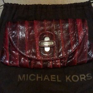 New Michael Kors Clutch red